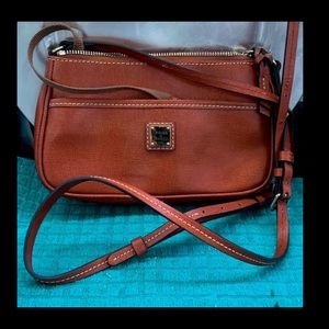 NWOT Dooney & Bourke purse